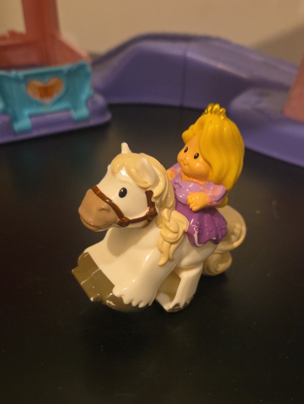 Little People Disney Princess Rapunzel Klip Klop Horse